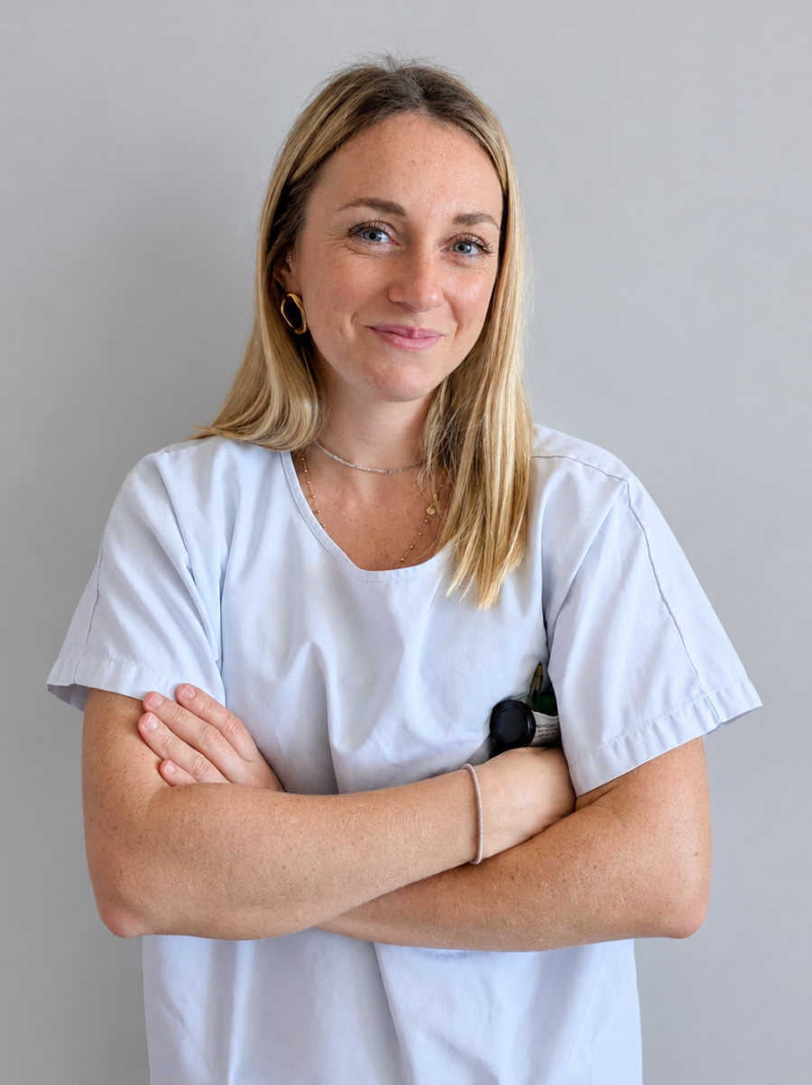 Anaïs Pouches, infirmière diplômée d'État à l'Institut Français de la Douleur